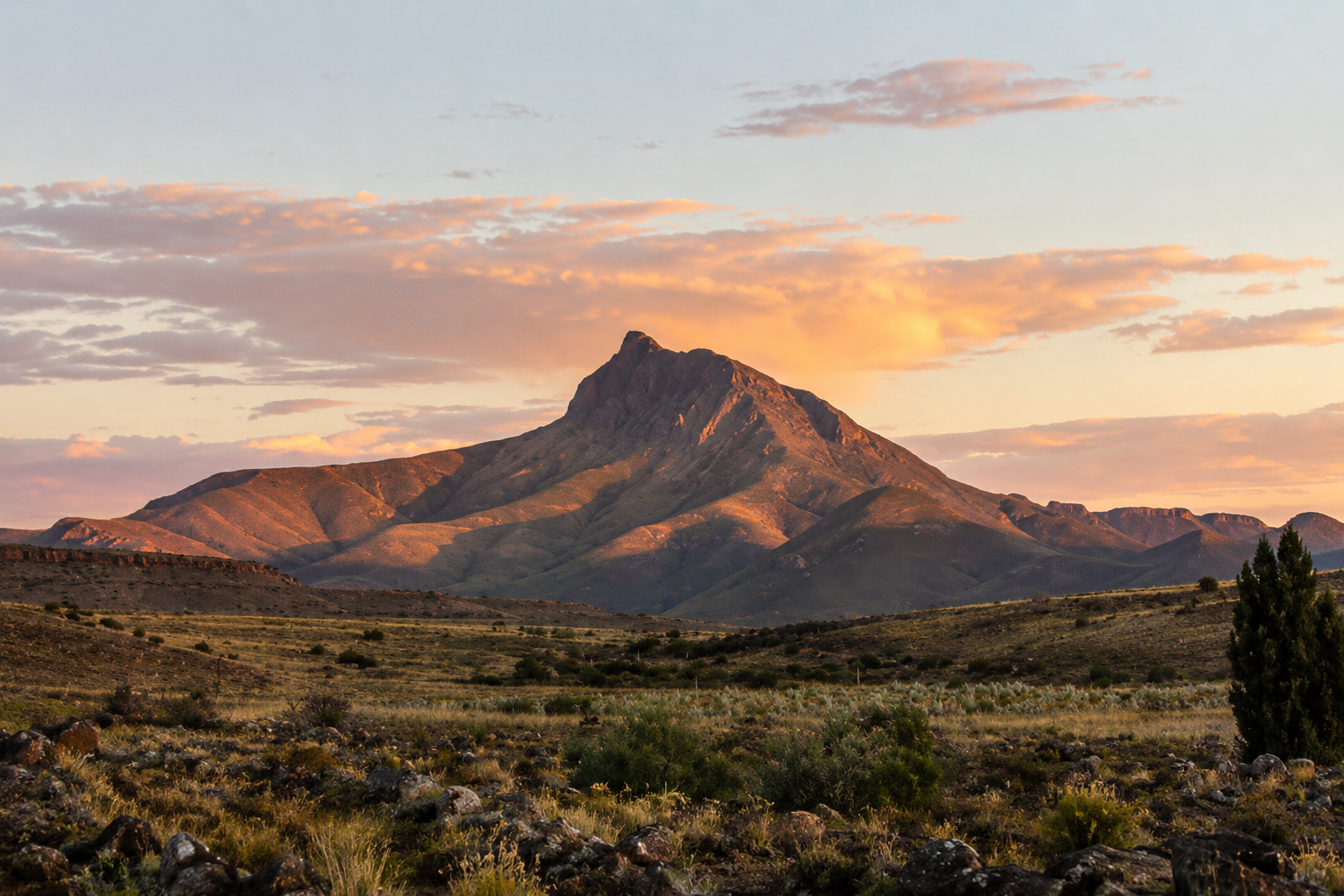 Compassberg mountain towering above the Great Karoo landscape near Nieu-Bethesda in the Eastern Cape, South Africa.