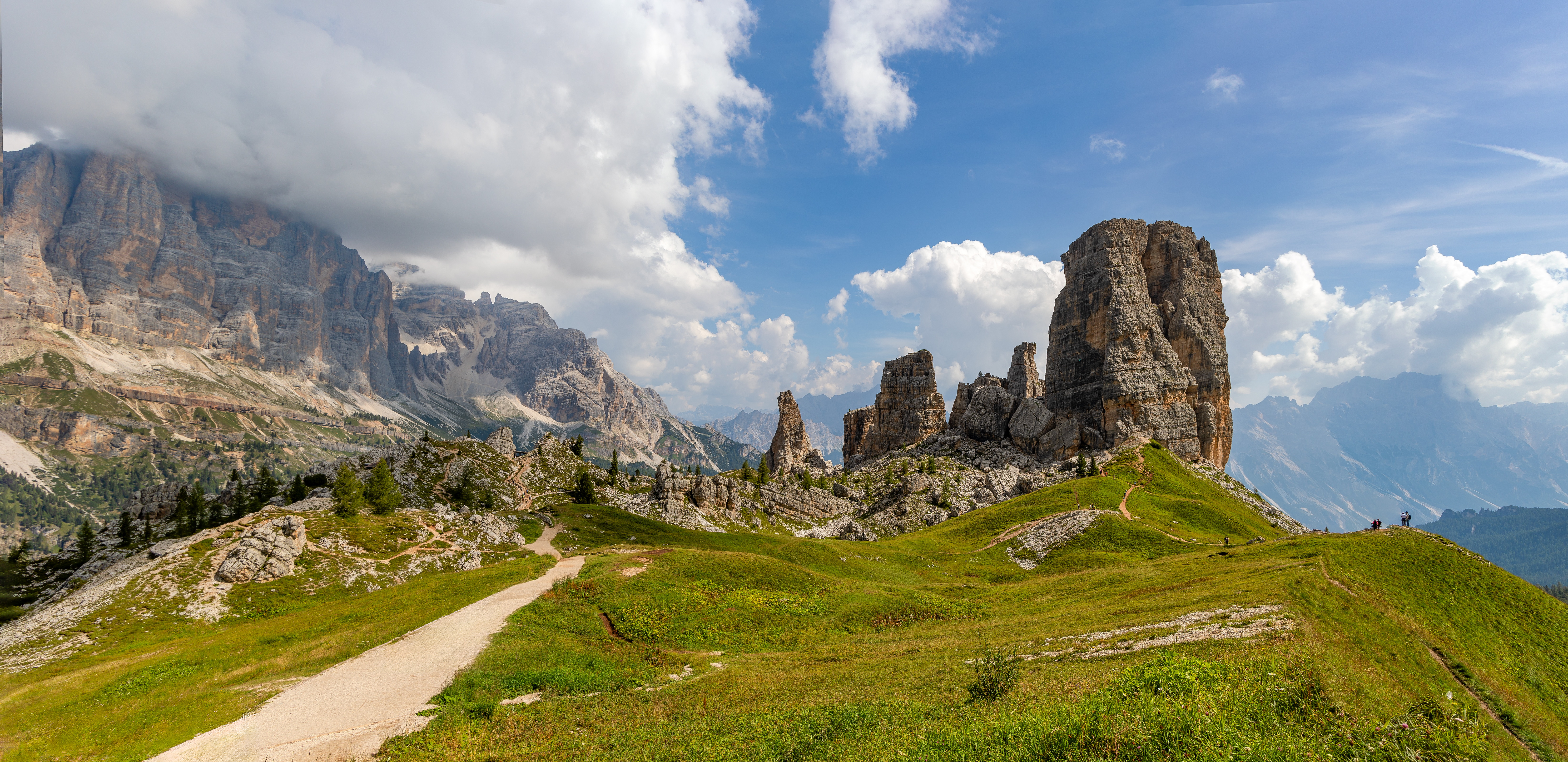 Cinque Torri rock towers and hiking path in the Dolomites near Cortina d'Ampezzo, Italy.