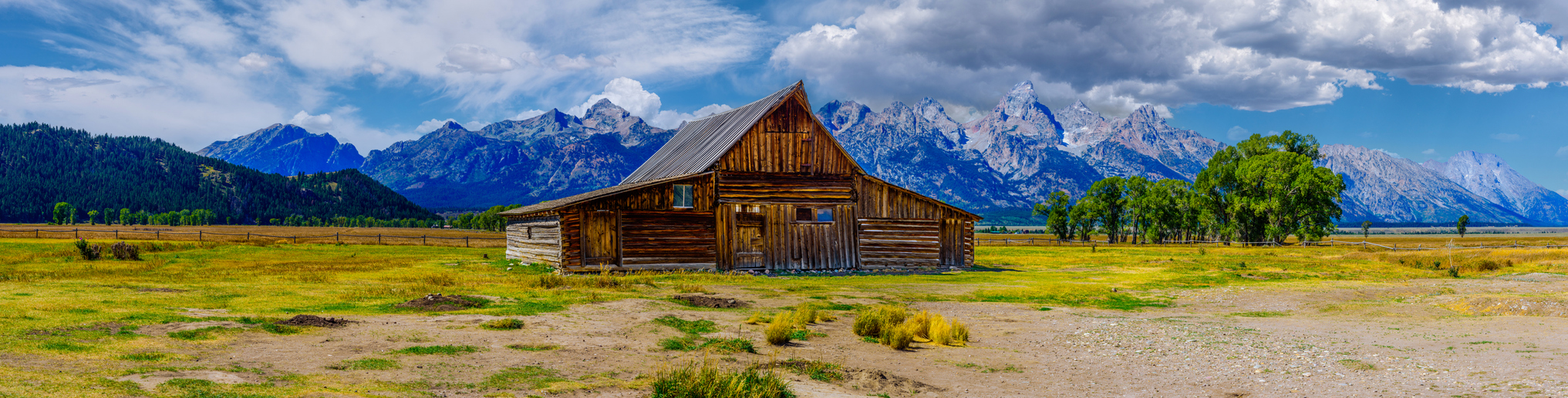 Historic Moulton Barn on Mormon Row with the Teton Range in the background, Grand Teton National Park, Wyoming, USA.