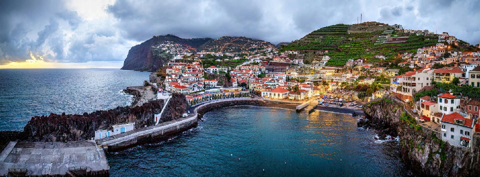 Câmara de Lobos Harbour, Madeira