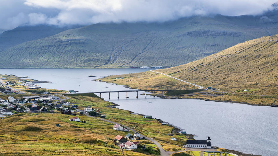 Oyrarbakki Bridge, Faroe Islands