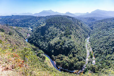 Map of Africa viewpoint near Wilderness showing the Kaaimans River winding around a forested hill in a shape resembling the African continent.
