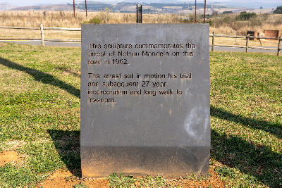 Interpretive plaque at the Nelson Mandela Capture Site near Howick, describing Nelson Mandela’s arrest in 1962 and its historical significance.