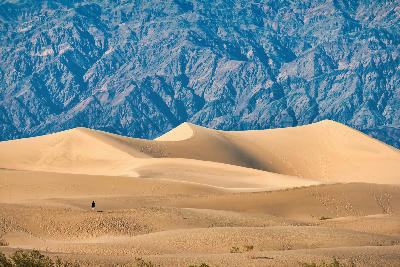 Mesquite Flat Sand Dunes hiker scale Death Valley California