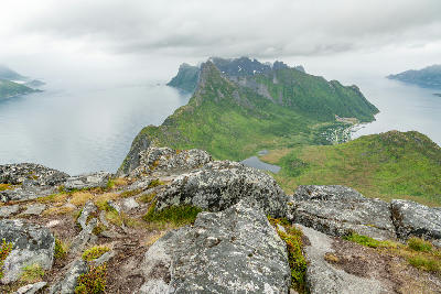 Barden viewpoint overlooking Segla, Kongen ridge, Fjordgård and the surrounding fjords on Senja