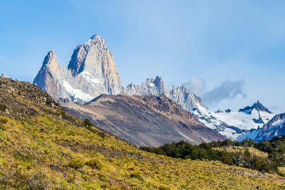 Mount Fitz Roy and surrounding peaks seen from Pliegue Tumbado viewpoint above El Chaltén in Patagonia, Argentina.