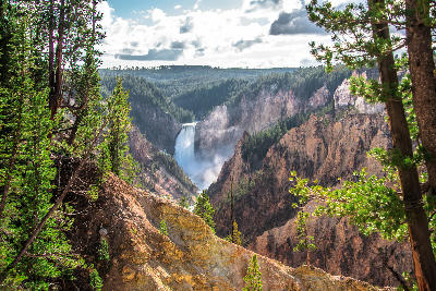 Lower Falls in the Grand Canyon of the Yellowstone, Yellowstone National Park, Wyoming.