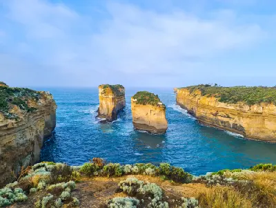 Tom and Eva limestone sea stacks viewed from the cliffs at Loch Ard Gorge on Victoria’s Great Ocean Road.