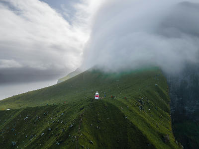 Kallur Lighthouse, Kalsoy