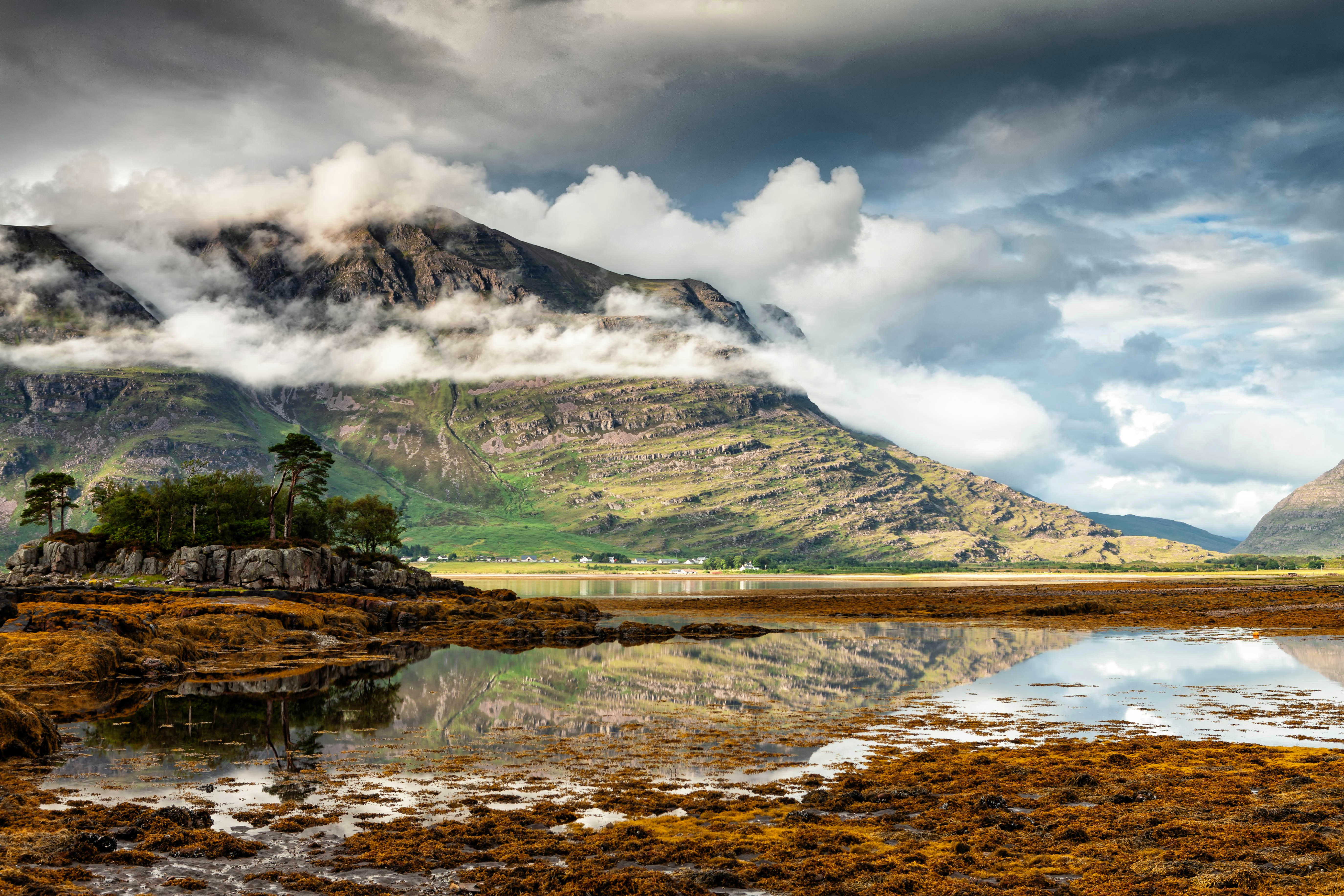 Torridon in Autumn – Capture to Print Photography Workshop
